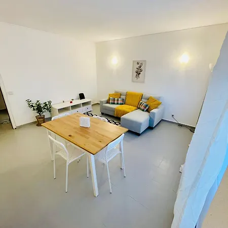 Two Bedrooms De Quarteira * Виламура